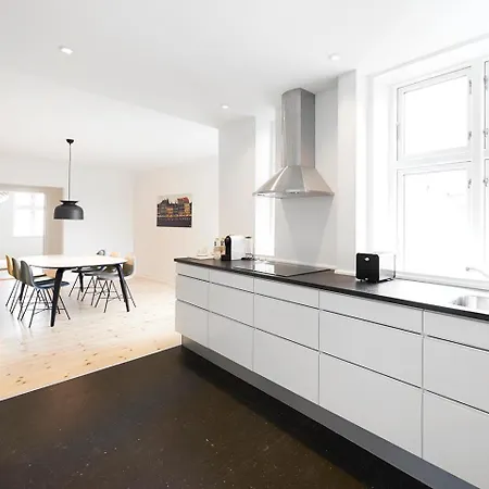 アパート Fantastic 2-bed In Vesterbro